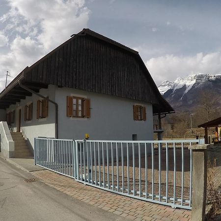 Lesjakova Domacija Бовец Экстерьер фото
