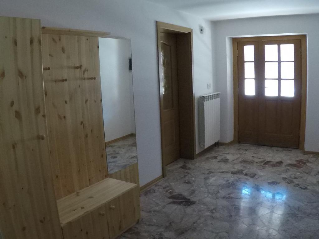 Lesjakova Domacija Бовец Экстерьер фото